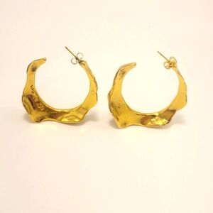 Uno de 50 Swaggy Gold-Tone earrings New